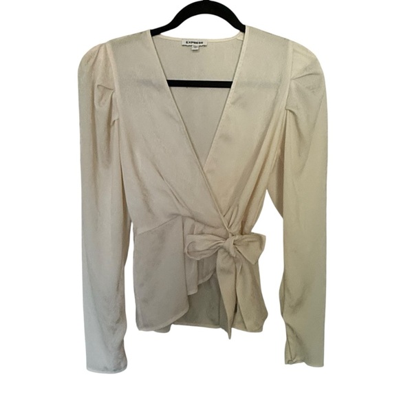 Express long sleeve bow blouse - Picture 6 of 6